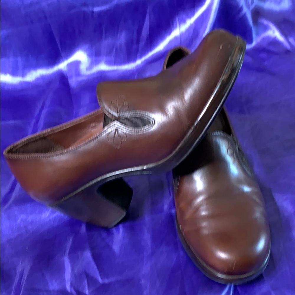 Dansko women’s shoes (euro size 40)